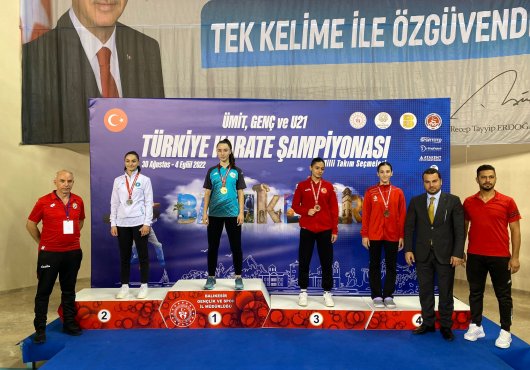 KARTEPELİ AYSİMA KURT MİLLİ TAKIMA SEÇİLDİ