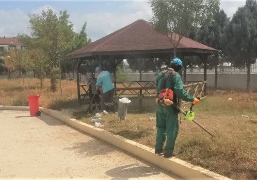 Derince’de Okul Bahçeleri Pırıl Pırıl