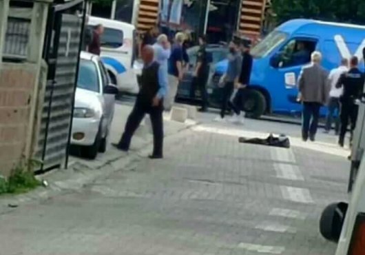 Sokak ortasında husumetlilerine kurşun yağdırdı
