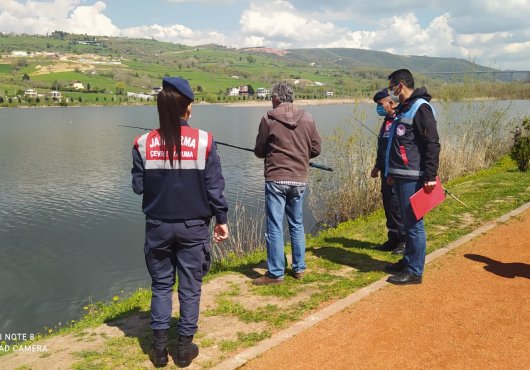 KAÇAK SAZAN AVI JANDARMAYA TAKILDI