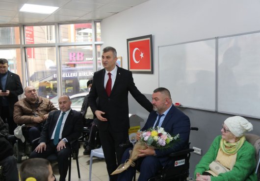GÖLCÜK’TE ÖRNEK BİRLİKTELİK 'BİZ BİRİZ, BİZ SİZİZ'
