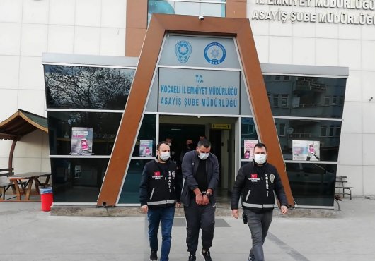  YOL KESİP  GASP YAPAN  5 KISIDEN 4'Ü TUTUKLANDI