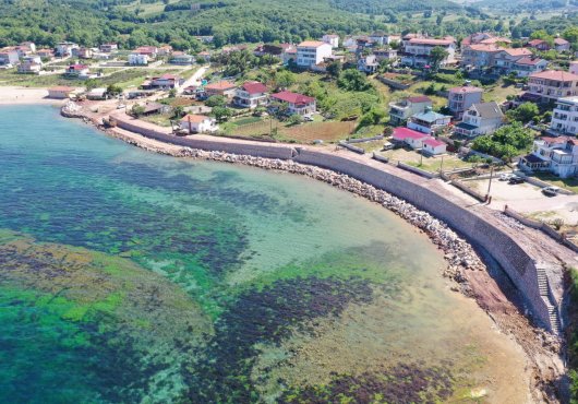 KANDIRA SAHİLLERİNDE HUMMALI ÇALIŞMALAR DEVAM EDİYOR
