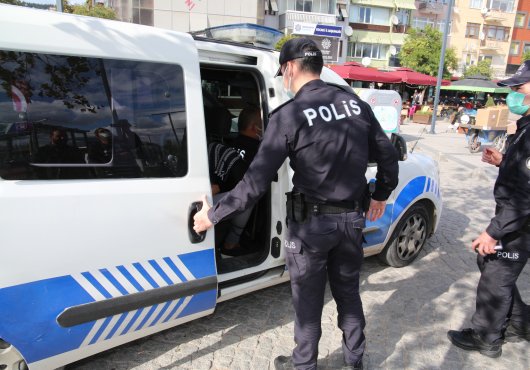 HIRSIZLIKTAN ARANAN  KİŞİ, UYGULAMADA YAKALANDI