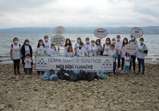 SEDAŞ GÖNÜLLERİNDEN DÜNYA TEMİZLİK GÜNÜ ETKİNLİĞİ