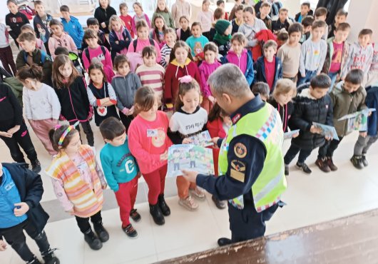 Jandarma bölgesinde  115 kazada, 2 ölü 57 yaralı
