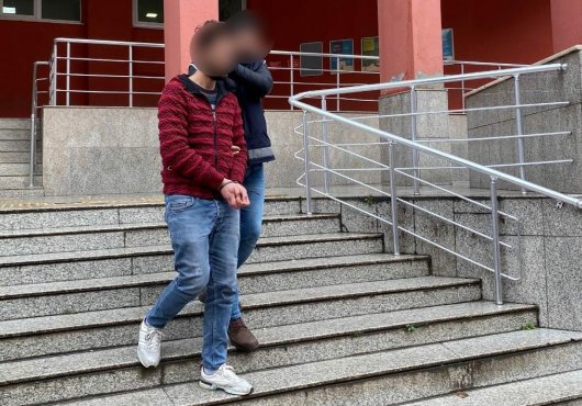 Göçmenleri taşıyordu!  Tutuklanarak cezaevine kondu