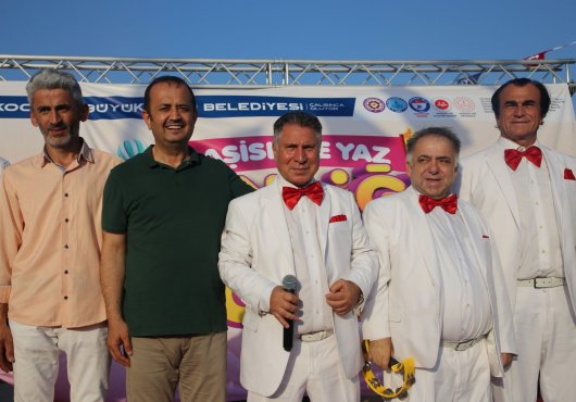 Yeşilçam Vokal Grubu, Başiskele’de 70’ler ruhunu tekrar yaşattı
