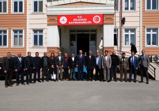 Başkan Şayir’den Kaymakam Kubilay’a fahri hemşerilik beratı 