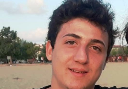AH BE FURKAN! CANSIZ BEDENİ KAYALIKLARDA BULUNDU