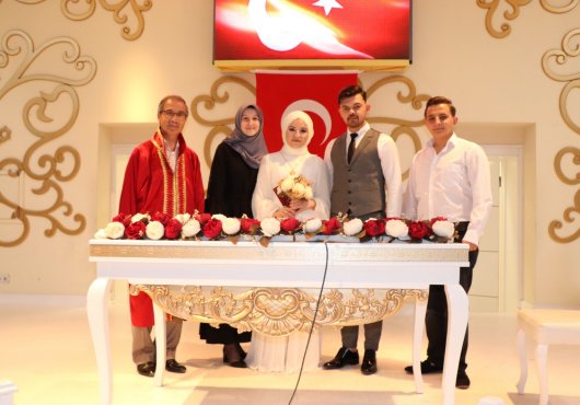 İZMİT'TE  NİKAH SAYISINDA 18 YILIN REKORU KIRILDI