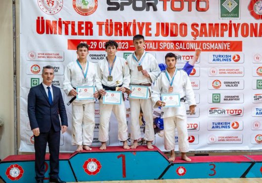    Judoda zirve Kağıtspor’un