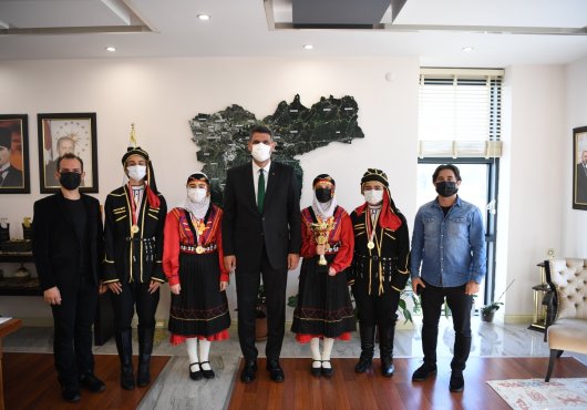 KARTEPE HALK OYUNLARINDA BİRİNCİ OLDU